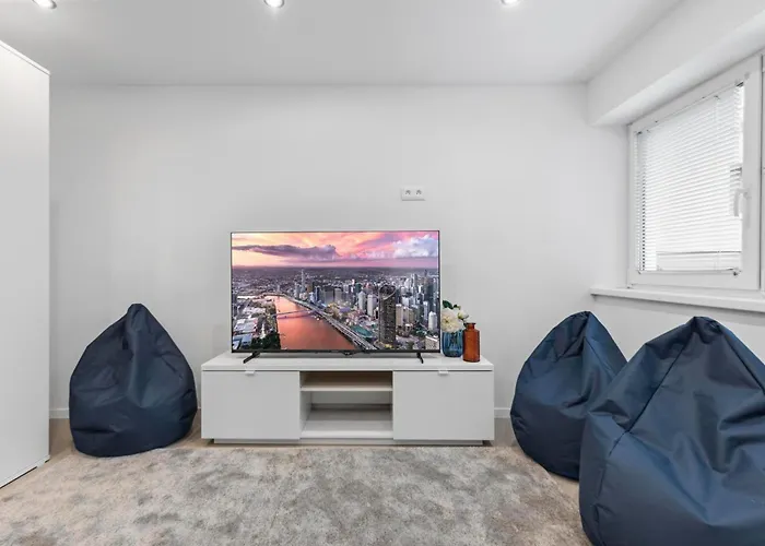 Quiet 3br House - Perfect For Groups Apartment