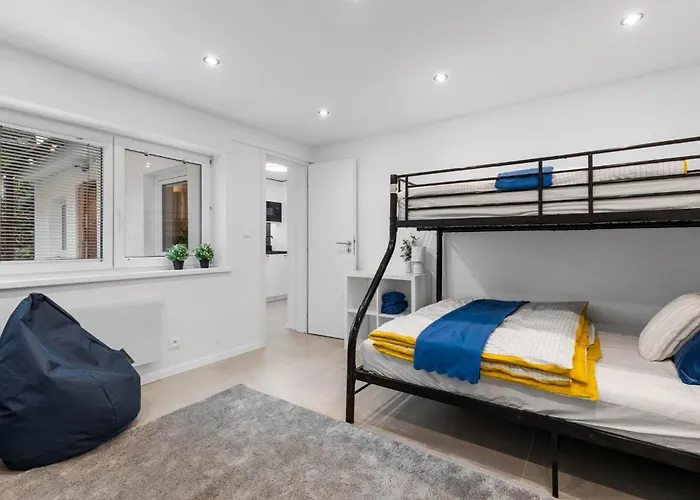 Quiet 3br House - Perfect For Groups דירה